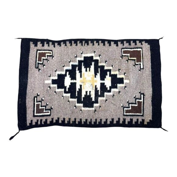 Vintage Handwoven Wool Southwestern Navajo Woven Rug 33"x21" Two Gray Hills READ - Picture 3 of 5
